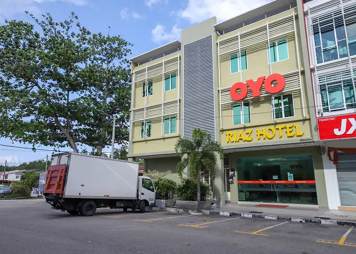 Oyo 89839 Riaz Hotel Malacca